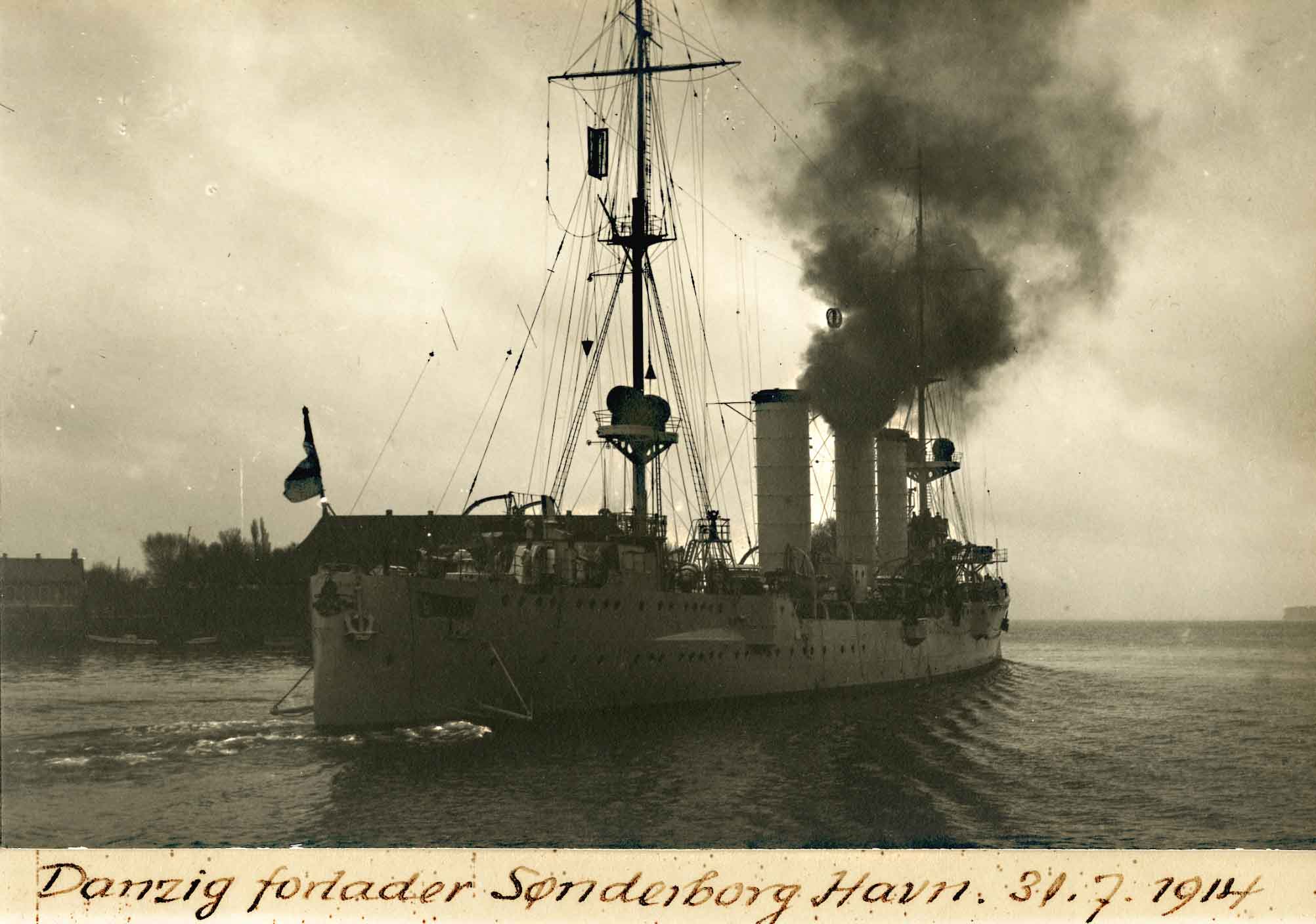 30. juli 1914. Krigsskibene forlader Sønderborg havn