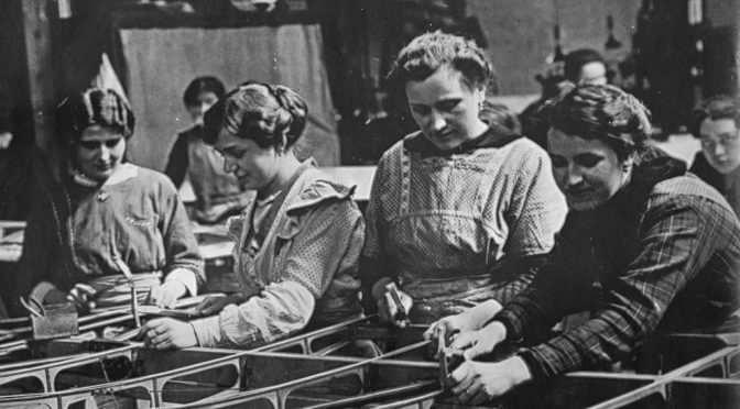7. august 1917 – Flensborg Avis: Tyske kvinder! Øv selvtugt i brevene.