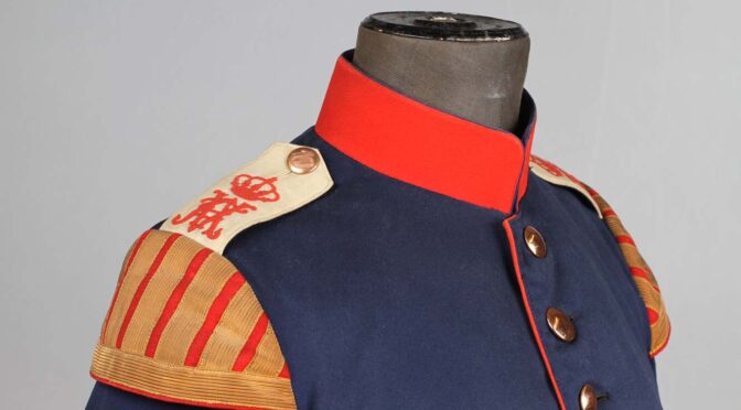 Fra Museum Sønderjyllands samlinger: Uniformsjakke (Waffenrock) fra en musiker ved Füsilier-Regiment Nr. 86